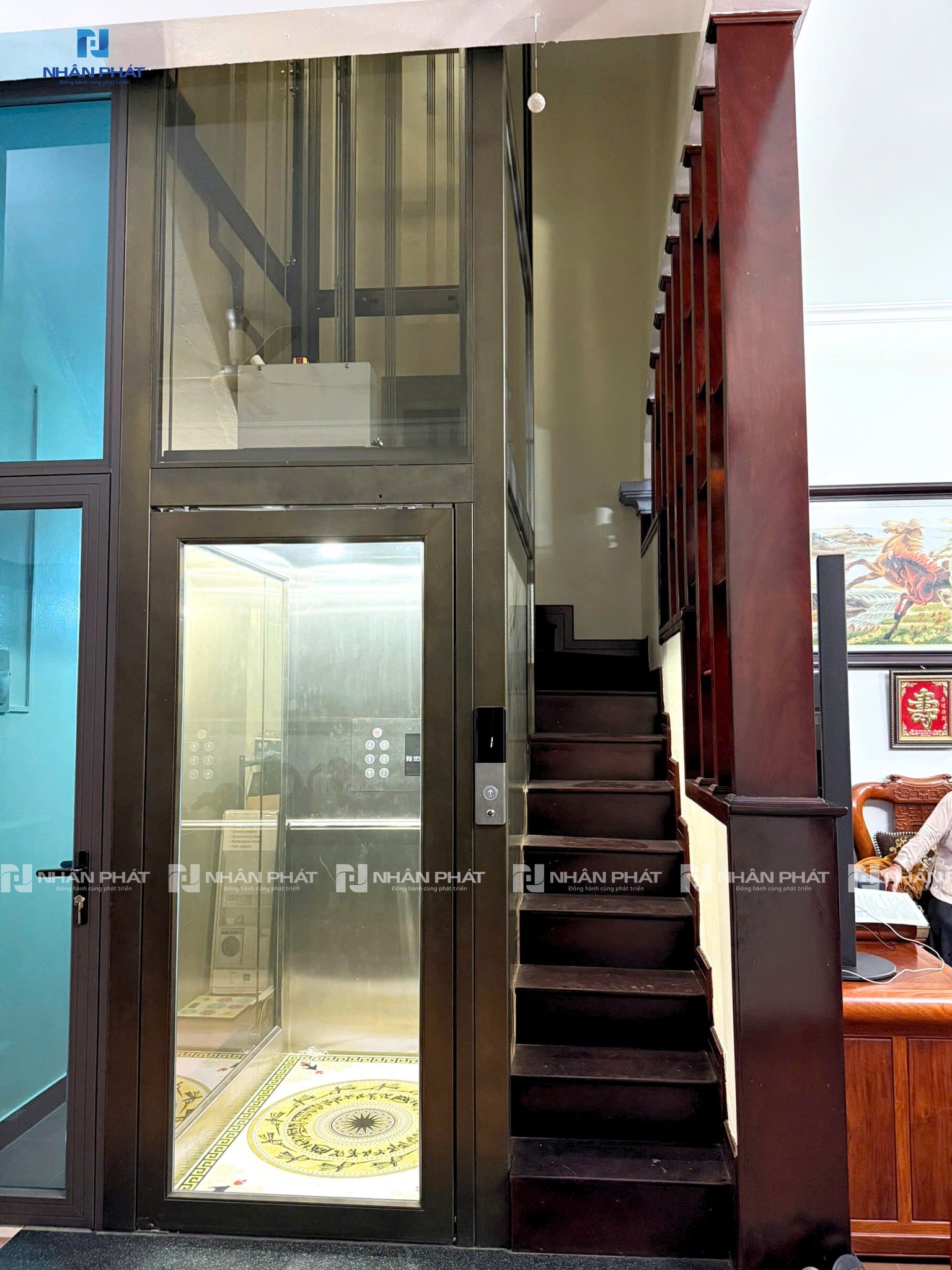 598809406 883895257929065 7164876037834119822 n thang máy nhân phát,thang máy mini