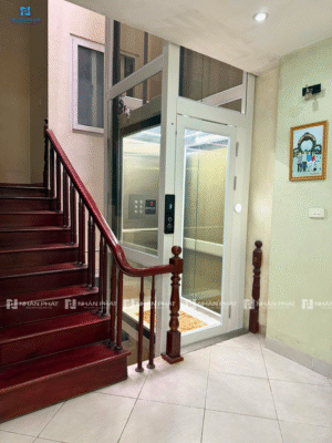 91 Thang Máy Lắp Đặt Ở Giếng Trời Thang Bộ