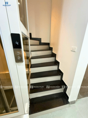 102 Thang máy không hố pit