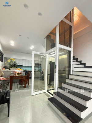 104 Thang máy không hố pit